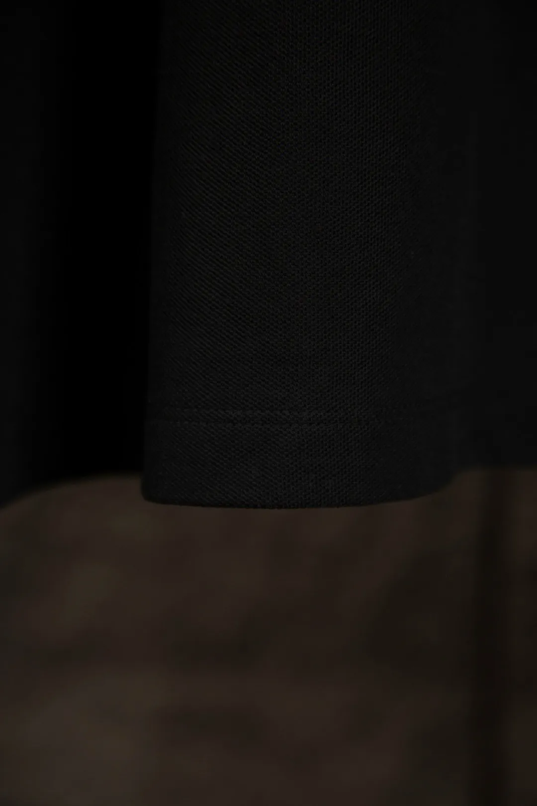 25101# Black with red label actual photo P200